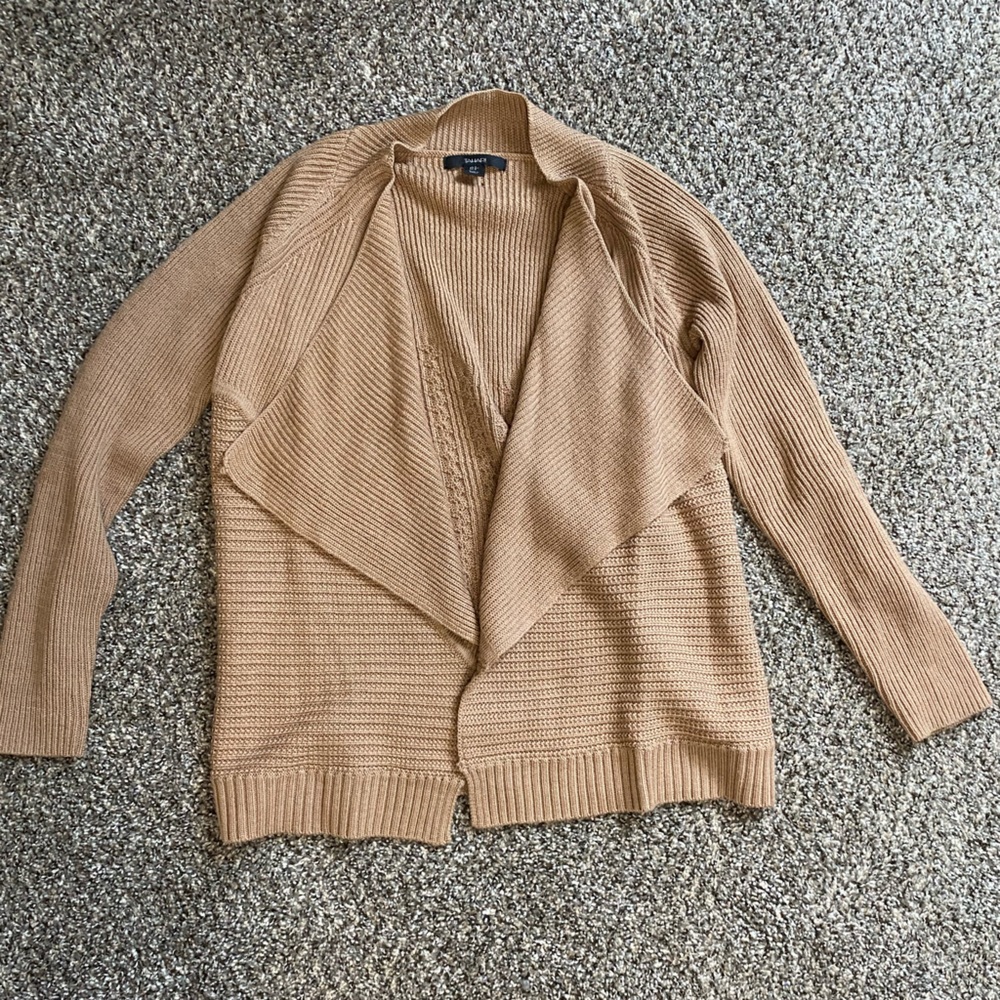Tahari sweater